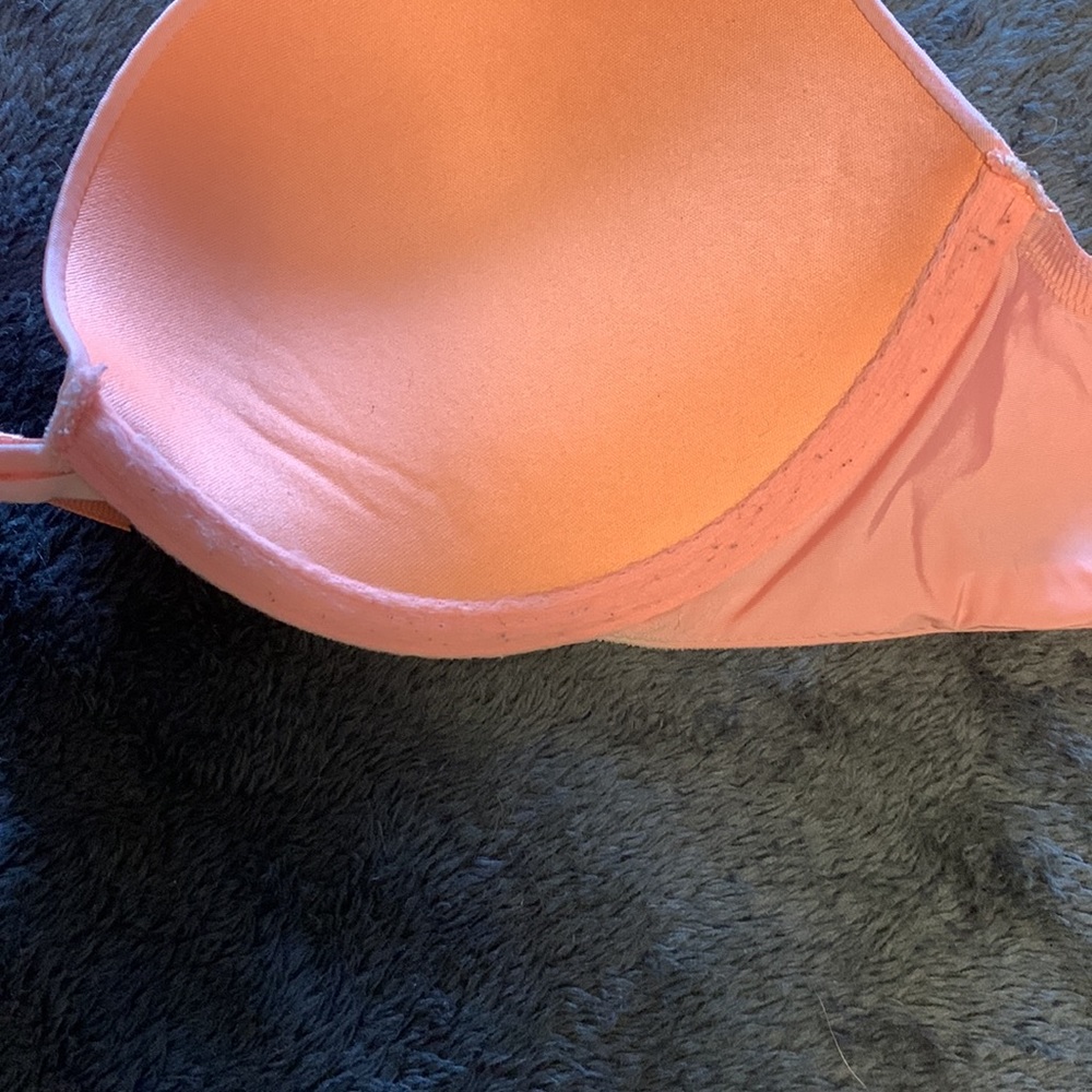 Victoria’s Secret 34B push-up - Picture 4 of 7